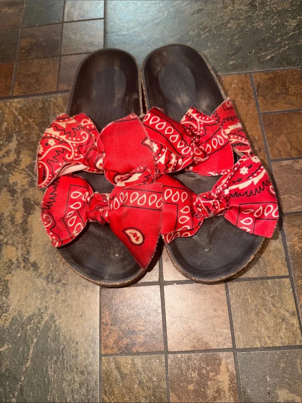 Woman’s Red Bandana Bow Slide Sandals